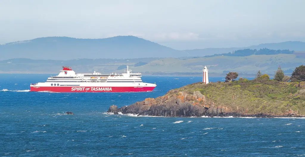 Spirit of Tasmania ferry entering the Mersey River at Devonport