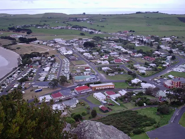 Stanley seen from the walking path up The Nut