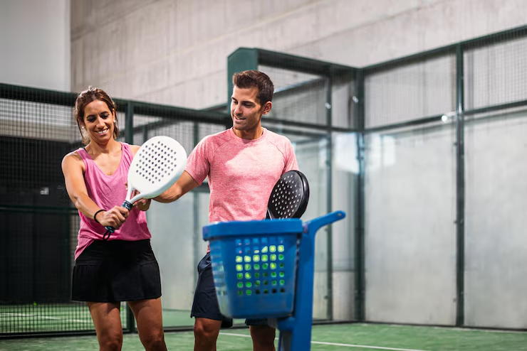Master the Court: A Complete Guide to Choosing the Best Pickleball Racquet