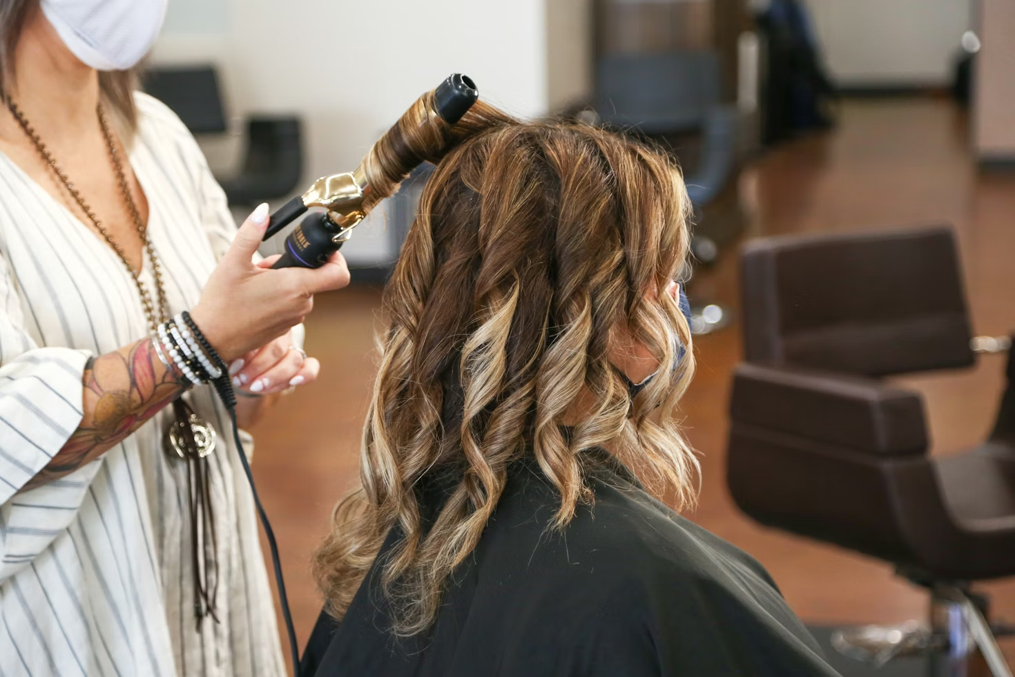 The Ultimate Guide to Choosing the Perfect Hair Curler
